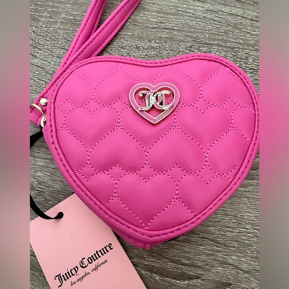 Juicy Couture Heart Shapped Wallet - Picture 3 of 3